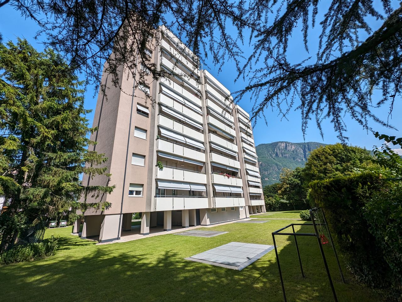 Residential insulation and façades