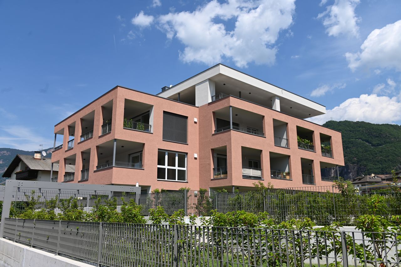 Residential insulation and façades